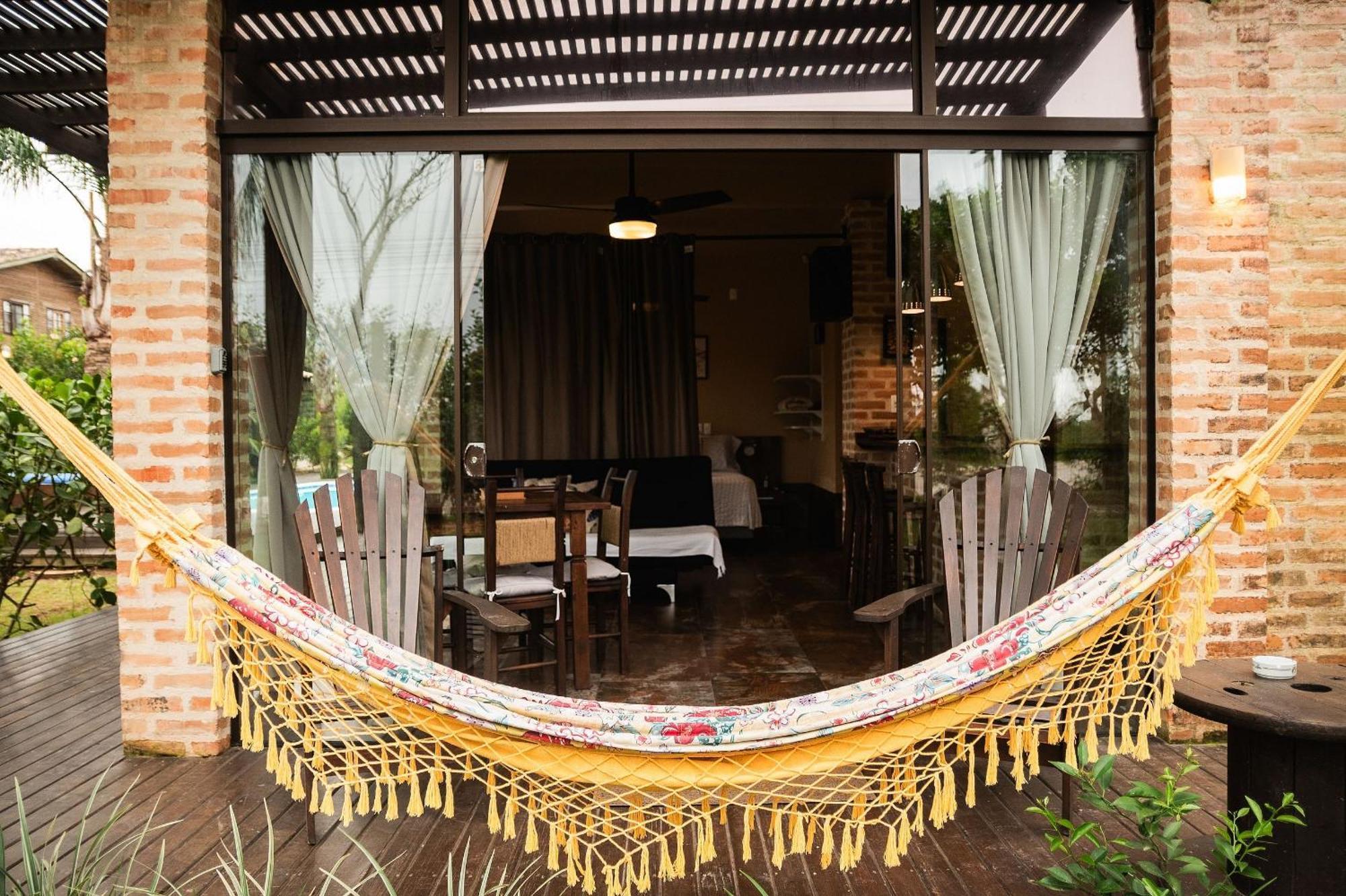 Ibiraquera Life Villa Прайя-ду-Роза Екстериор снимка