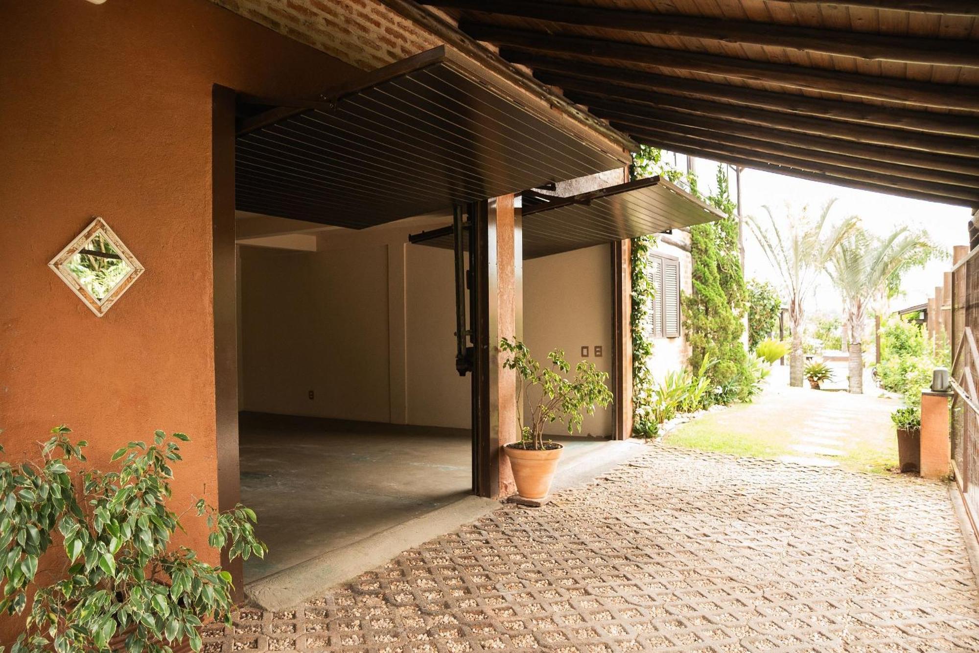 Ibiraquera Life Villa Прайя-ду-Роза Екстериор снимка