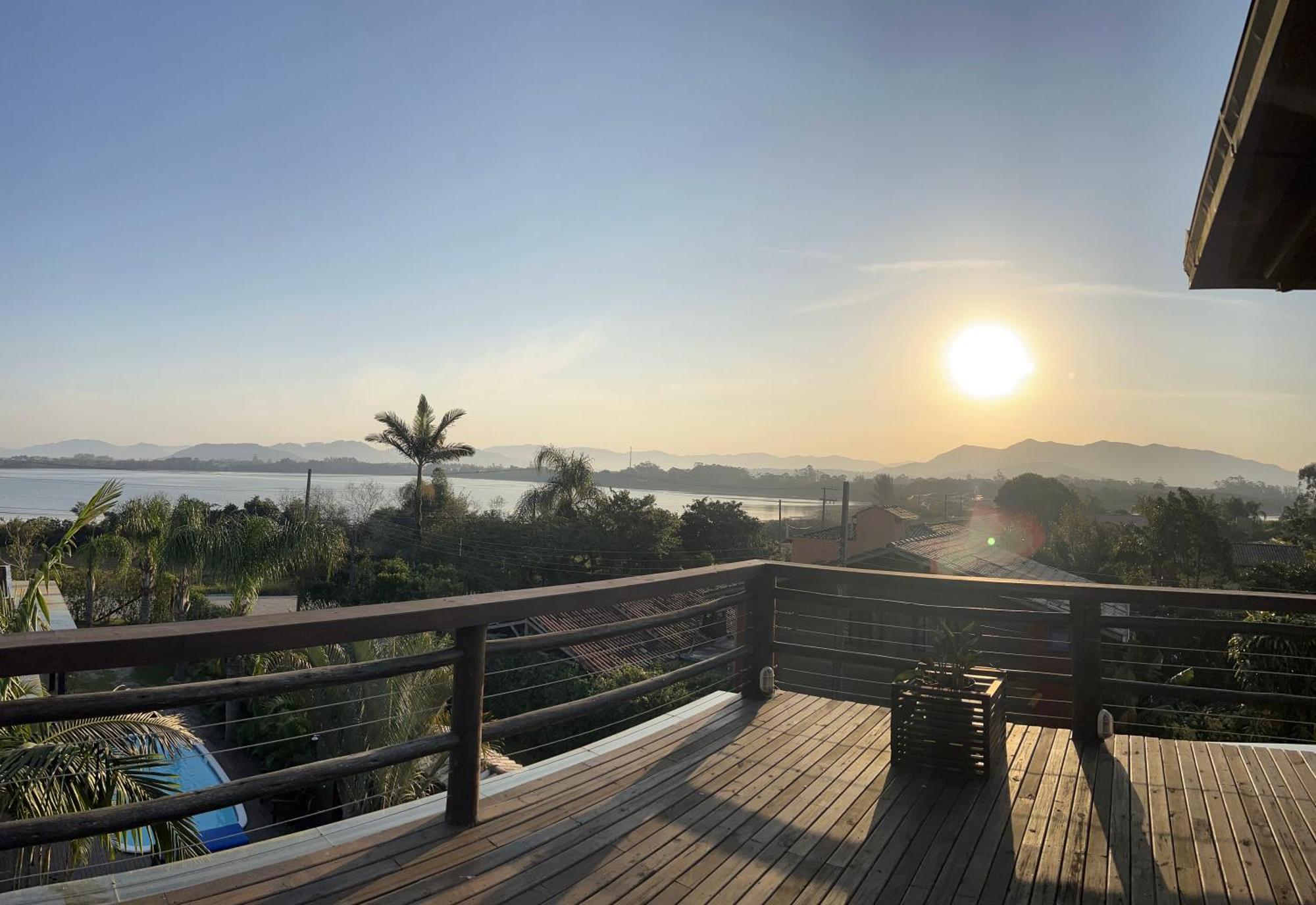 Ibiraquera Life Villa Прайя-ду-Роза Екстериор снимка